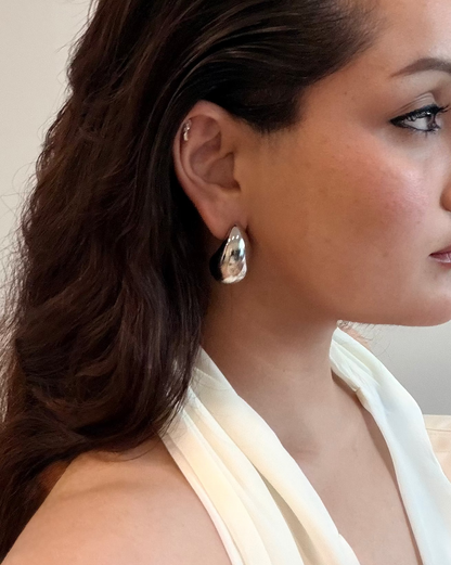 Plain Teardrop Earrings - Silver
